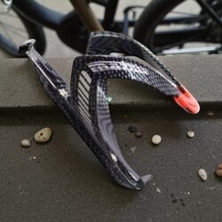 ขาใส่ขวดน้ำลายเคพล่า 01 สำหรับติดจักรยาน ใส่ขวดน้ำ