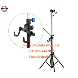 แท่นโชว์จักยาน 2 คัน