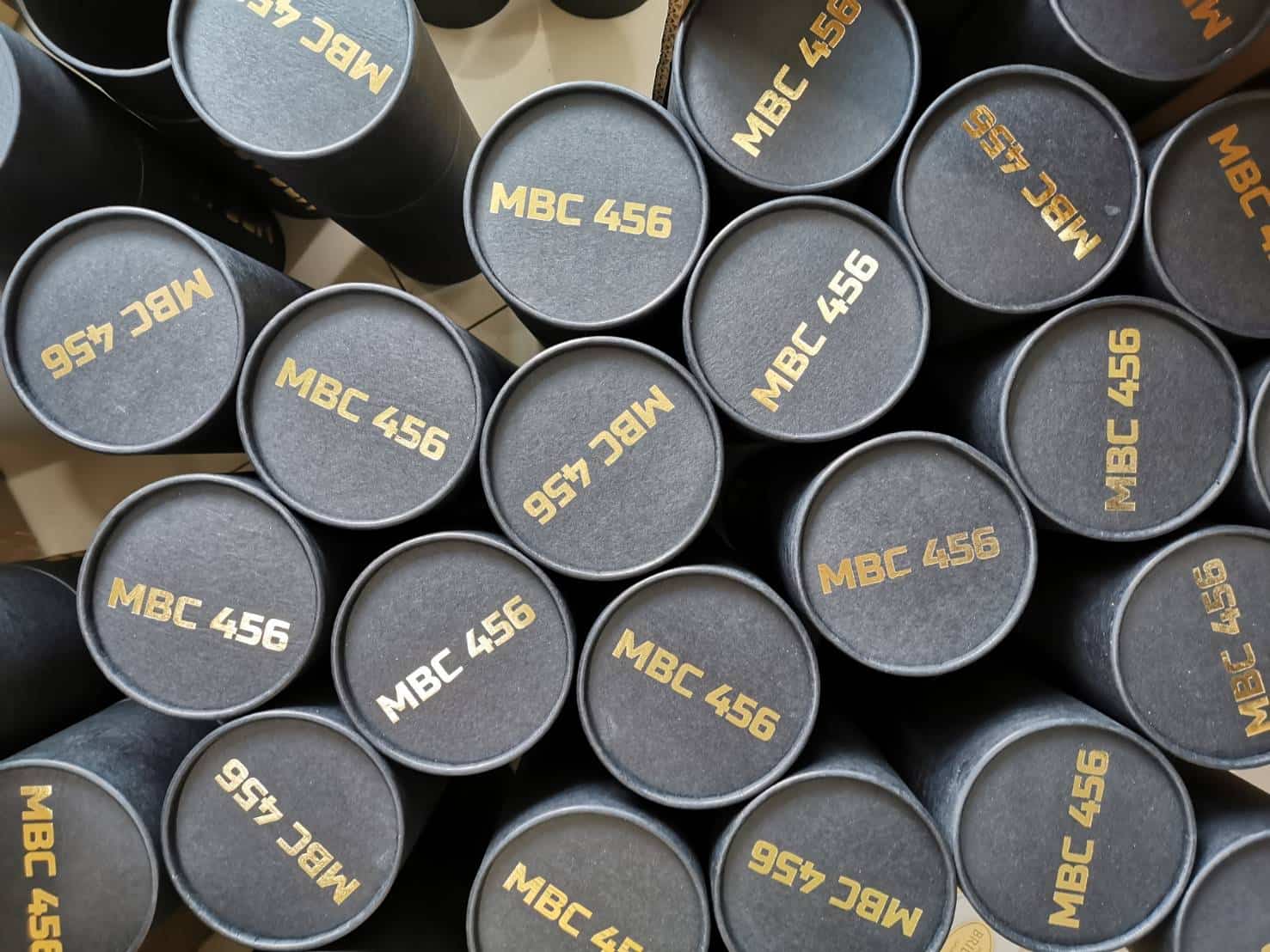 รับผลิตกระป๋องกระดาษฝาสวม