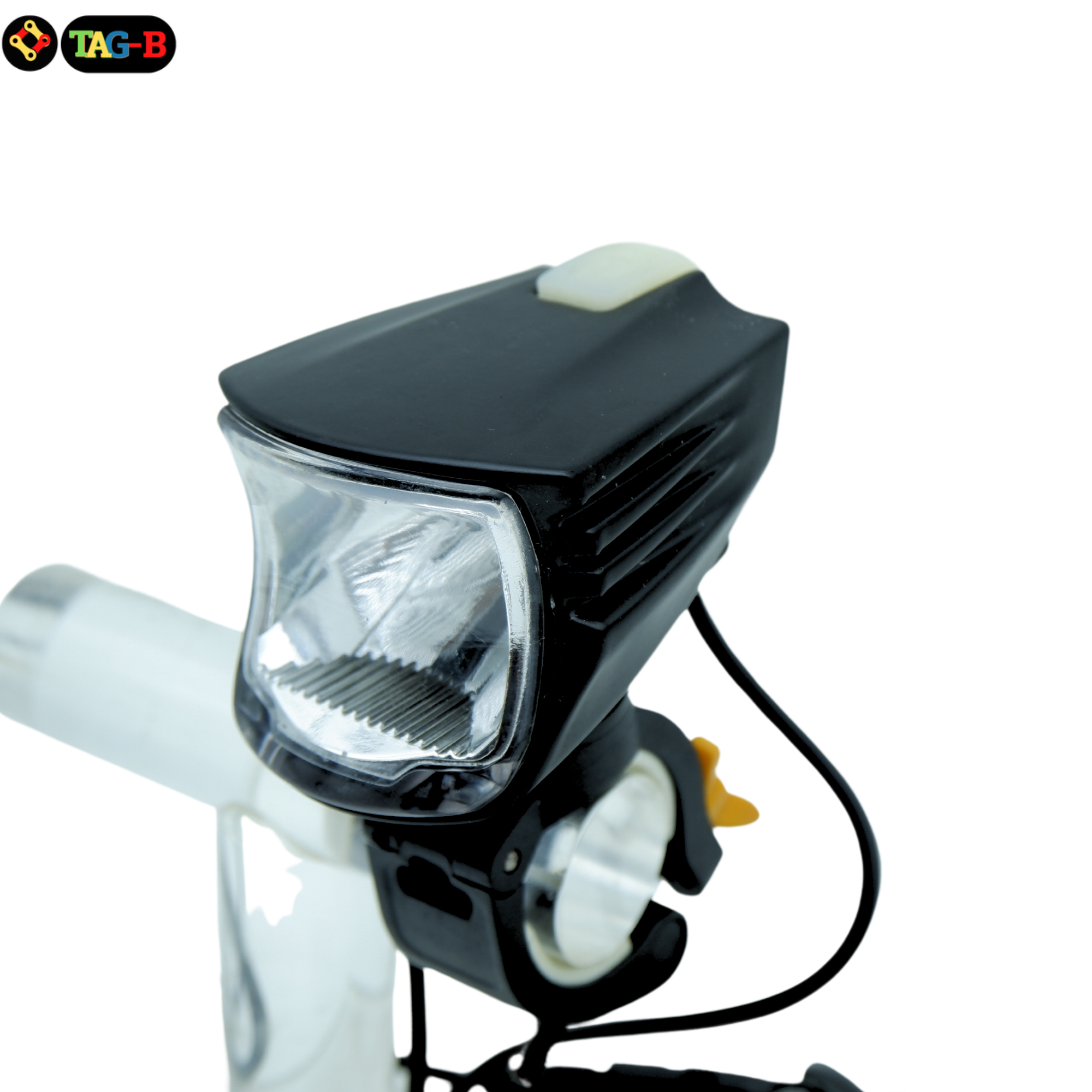 ไฟหน้าจักรยาน USB machfally ROX300 600LM