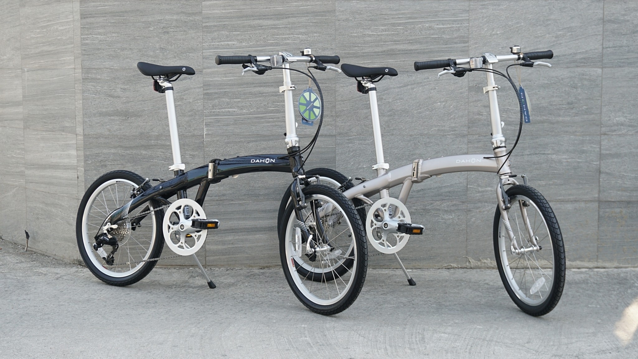 DAHON : Mu D9 จักรยานพับด้ เฟรมอลูมิเนียม 9 สปีด