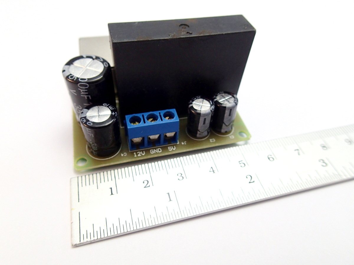 POE Splitter with 48V DC Step-Down to +12V/5V