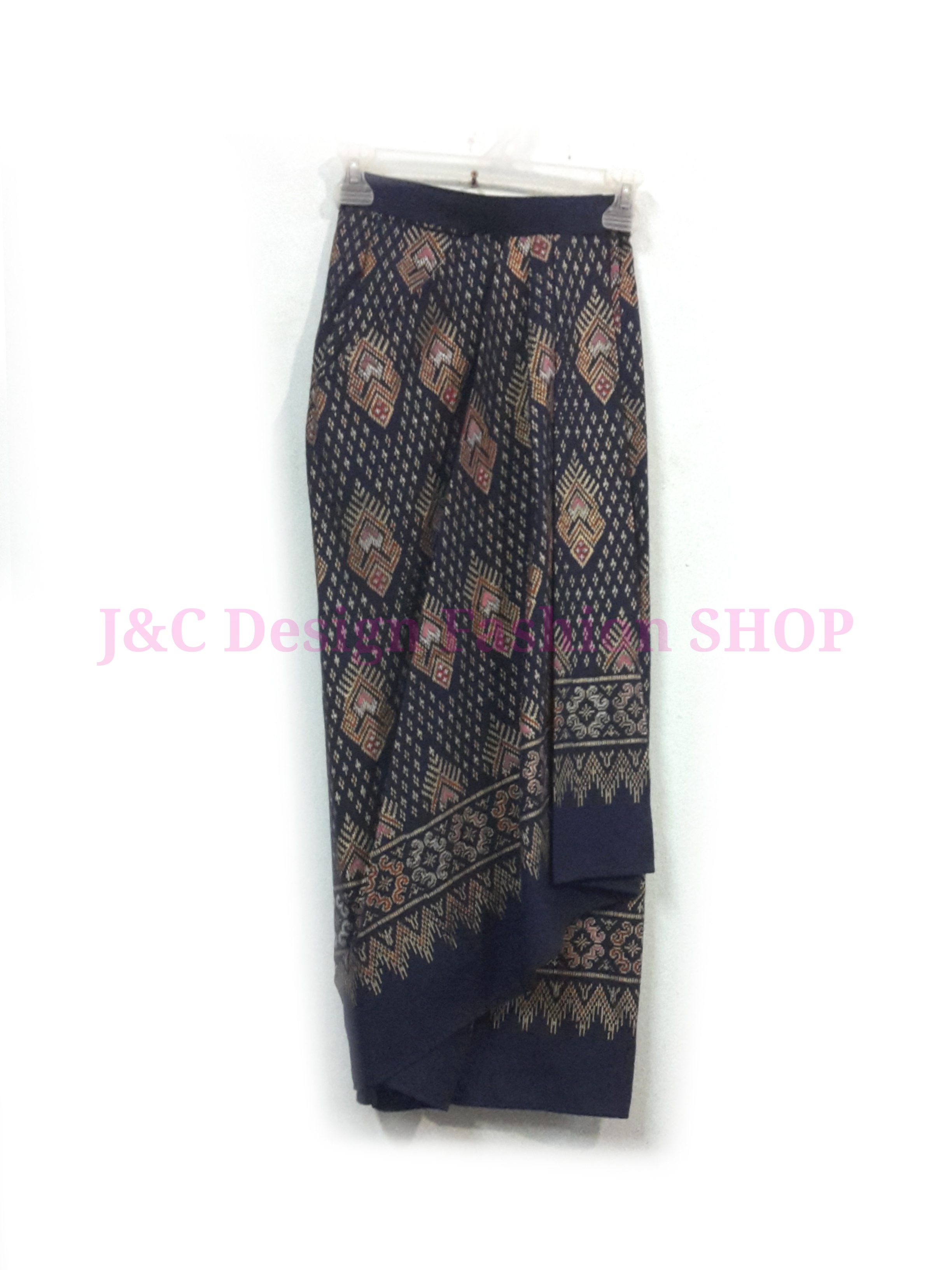 ผ้าถุงผ้าฝ้ายตัดสำเร็จ ไม่ตัดต่อตีน ผ้าลายมัดหมี่ ผ้าถุงตัดสำเร็จแบบป้ายเลื่อนตะขอสามารถเลื่อนได้ไม่เสียทรง อ้วนผอมใส่ได้