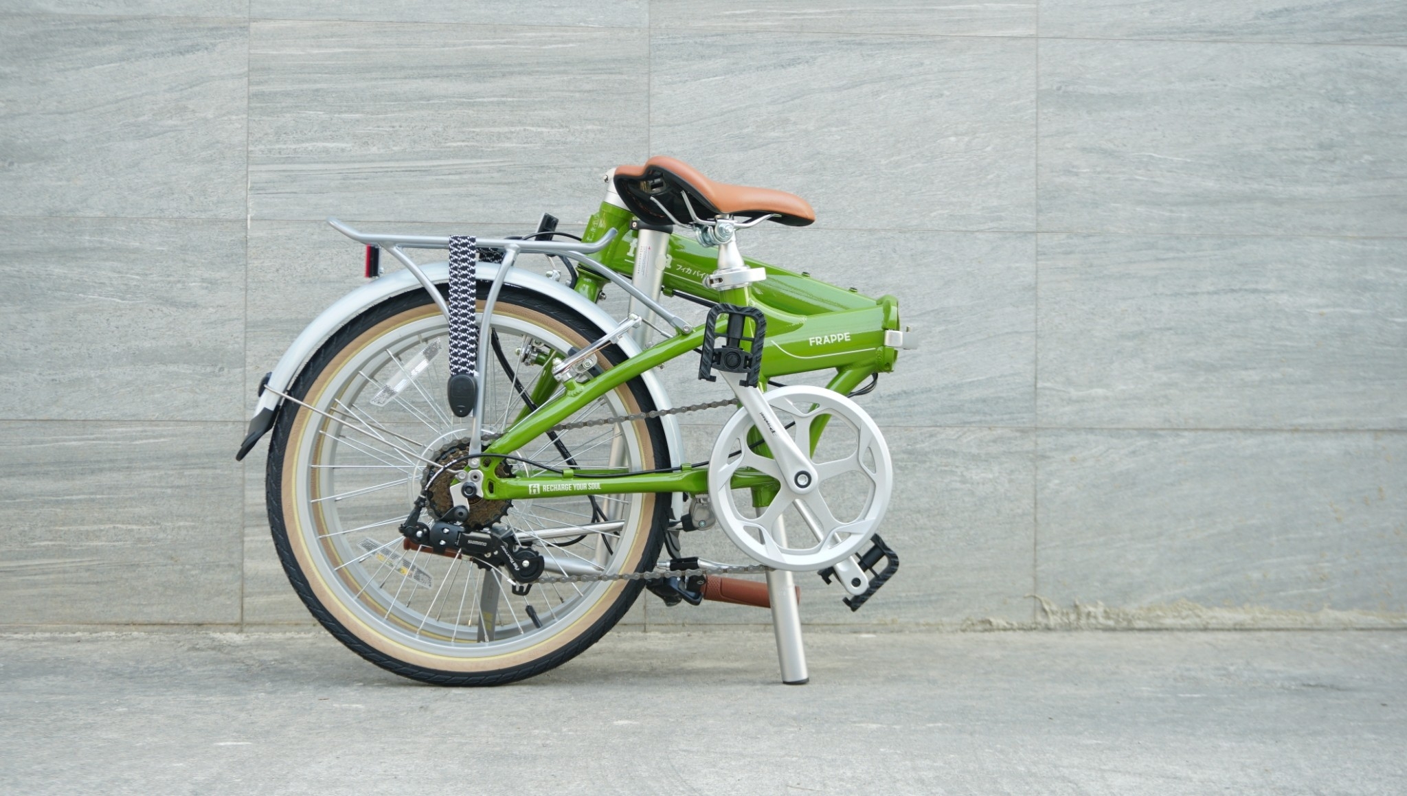 Fika Frappe จักรยานพับได้ เฟรมอลูมิเนียม ล้อ 20" 7 สปีด พร้อมตะแกรง บังโคลน