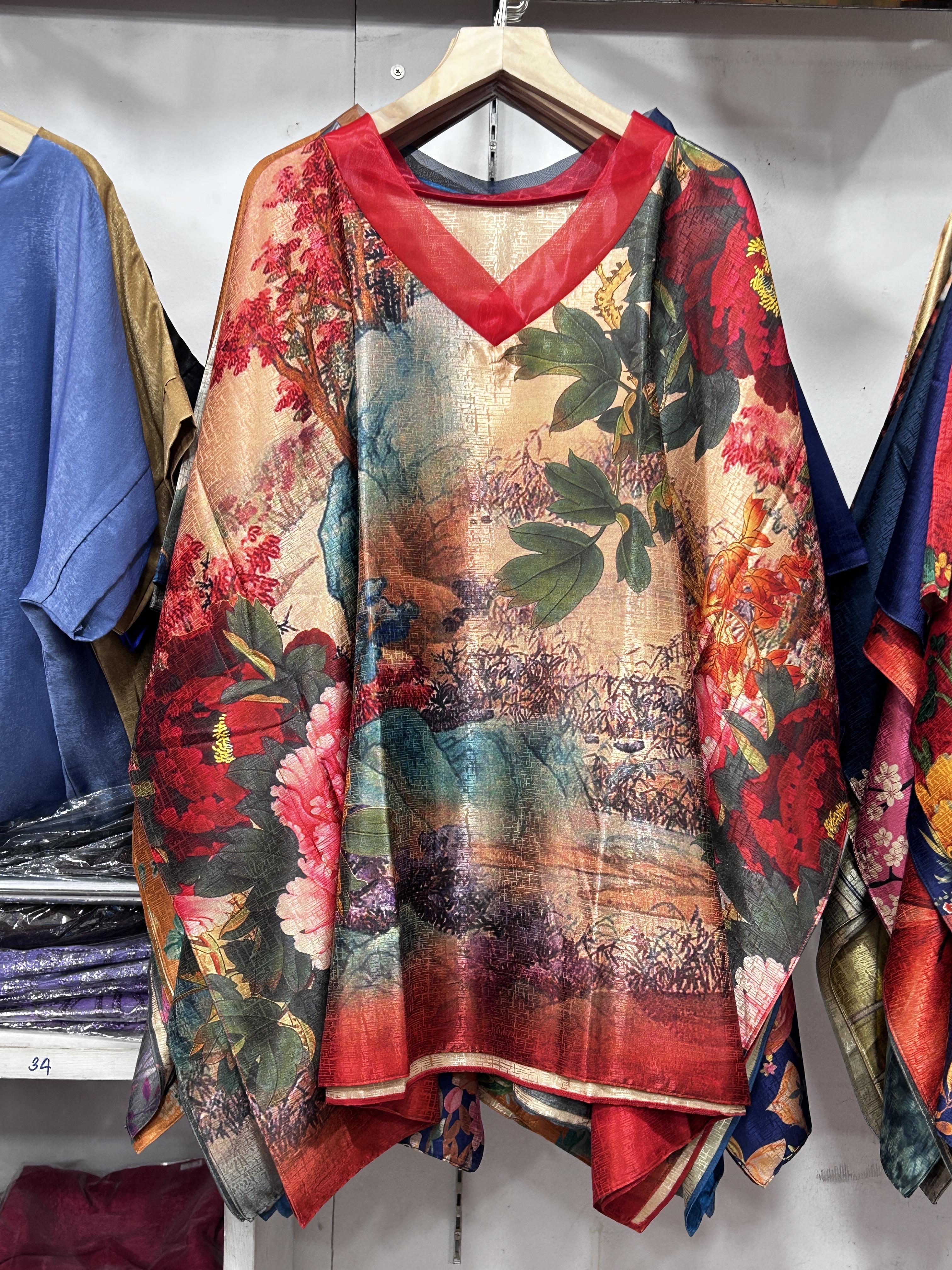 MT24-1130 ไหมจีนคอวีแก้วทรงผีเสื้อ อก 56 นิ้ว สวยสไต์คุณนาย เสื้อผู้ใหญ่