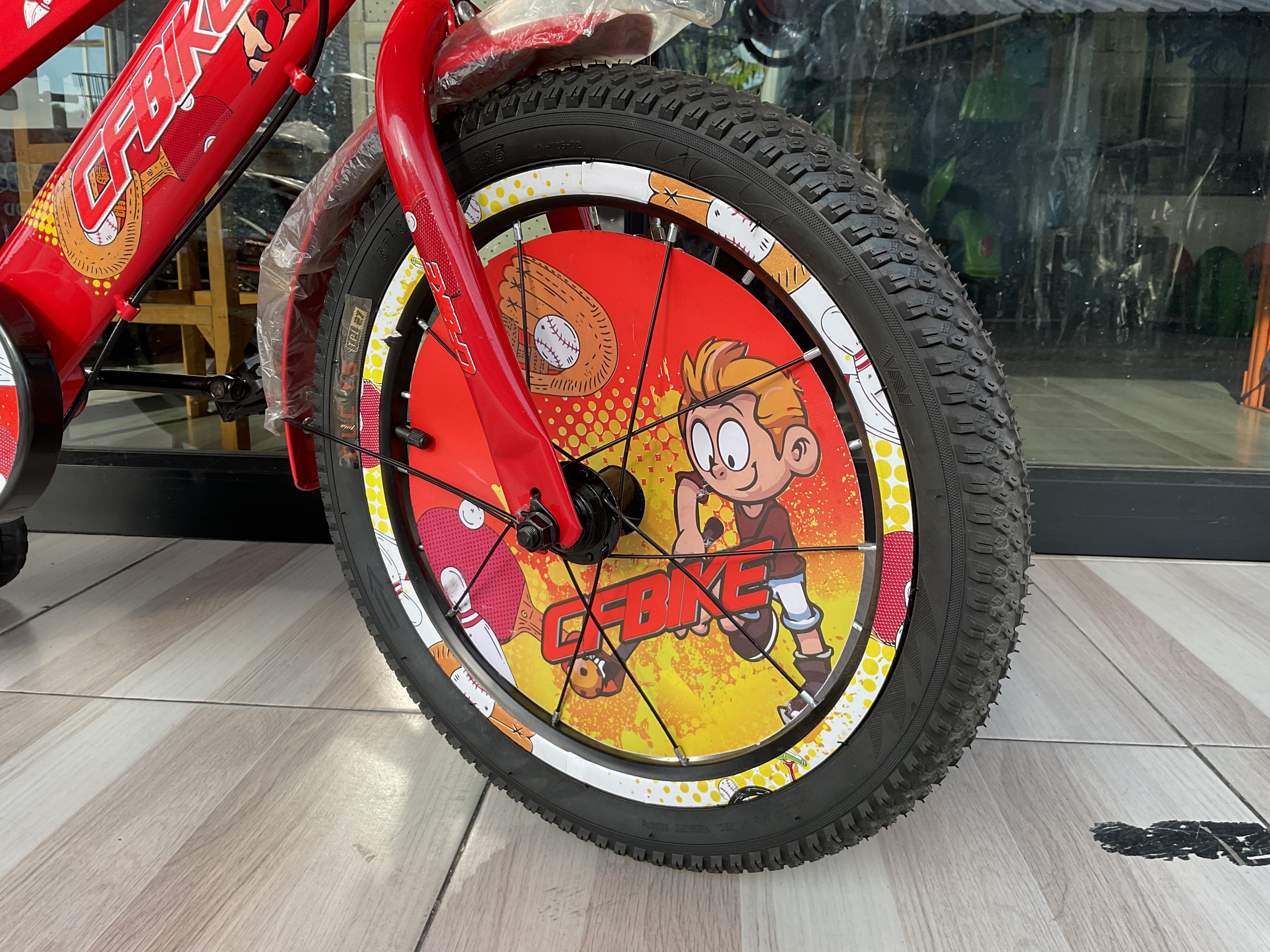 จักรยานเด็ก 16 นิ้ว CFBike สีแดง