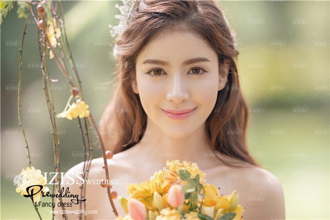 PW320 - **พรีออเดอร์ค่ะ** ชุดคู่ถ่ายพรีเวดดิ้ง (prewedding dress) & ชุดแต่งงานแฟนซี (Fancy wedding dress)ชายหญิง "ธีมชุดเจ้าสาวสีชมพู-เทา"