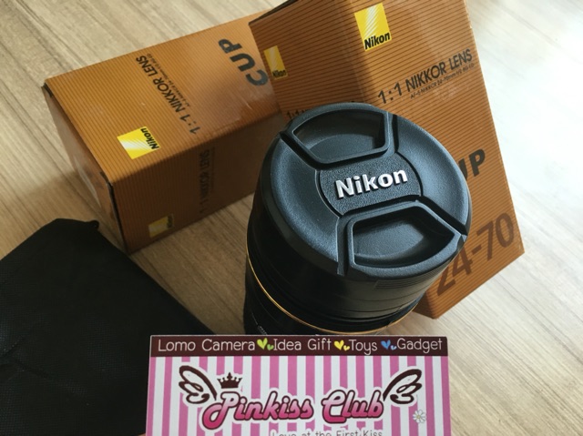 แก้วเลนส์ Nikon 24-70 รุ่นต้นฉบับ