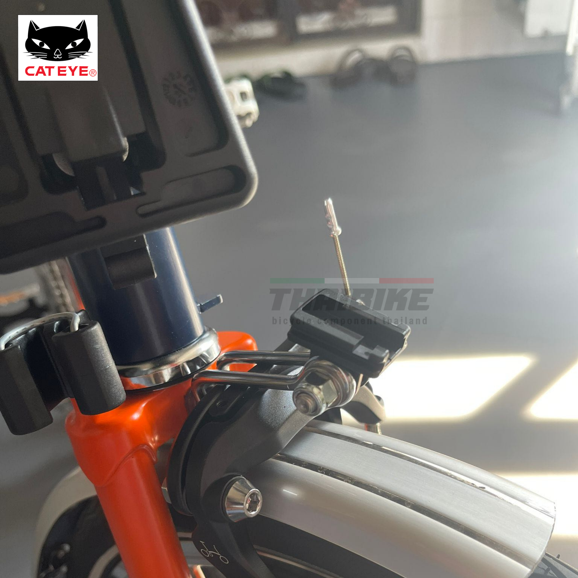 ขายึดไฟจักรยาน Cateye CFB-100 Universal mounting brackets BROMPTON GRAVITY