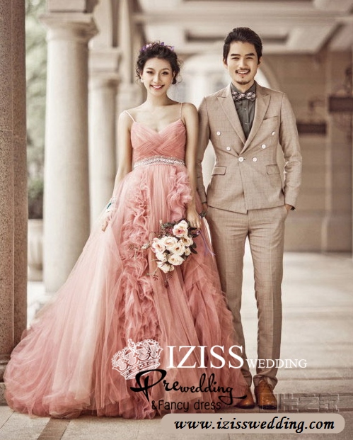 PW248 - **พร้อมส่งเฉพาะชุดผู้หญิง** ชุดคู่ถ่ายพรีเวดดิ้ง (prewedding dress) & ชุดแต่งงานแฟนซี (Fancy wedding dress)ชายหญิง "ธีมสีส้ม-น้ำตาล"