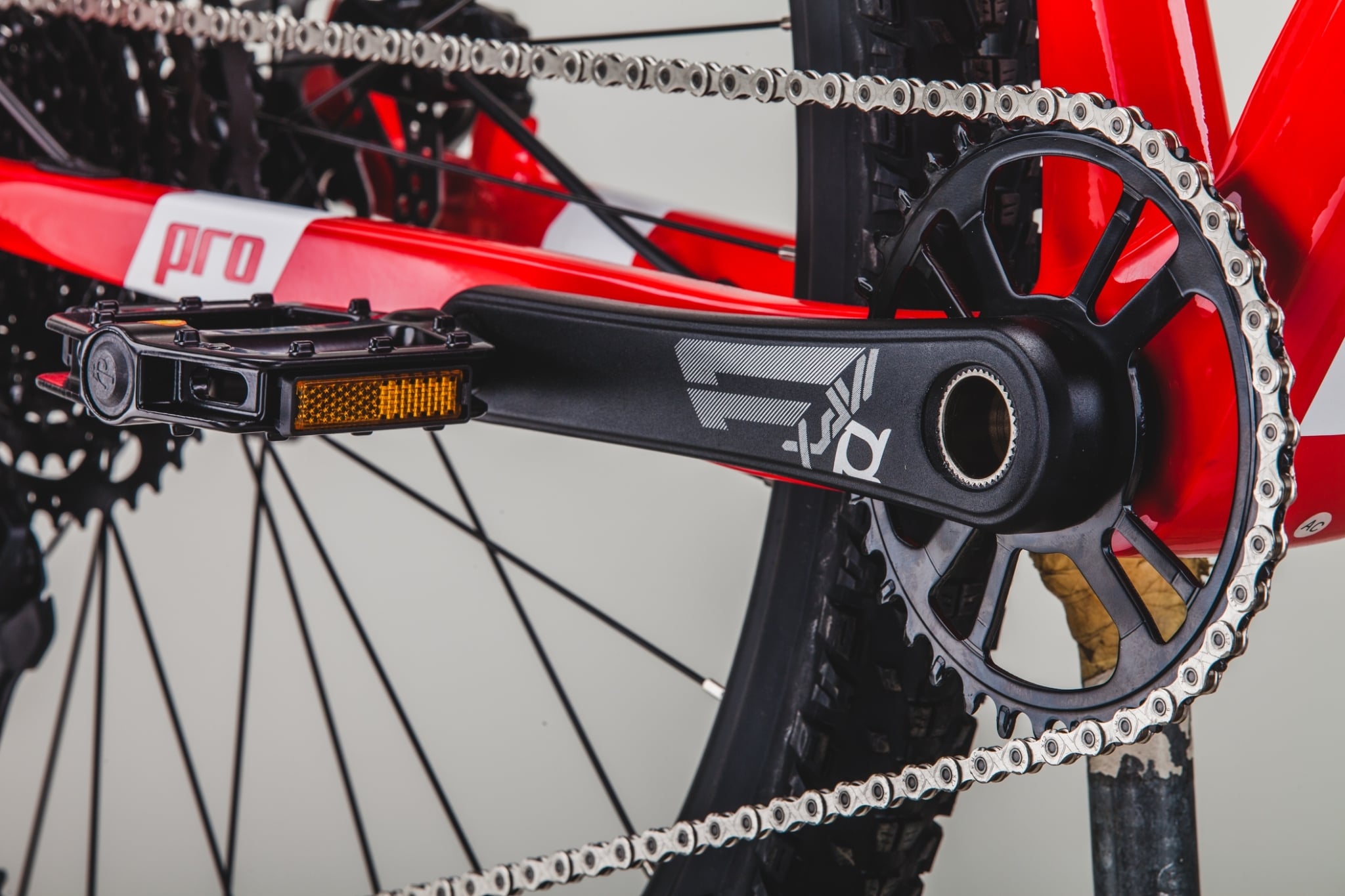 TrinX : V1000 Pro 2022 เสือภูเขา 29" เฟรมคาร์บอน เกียร์ Shimano SLX 12 สปีด แกนสอด ดิสเบรคน้ำมัน Shimano