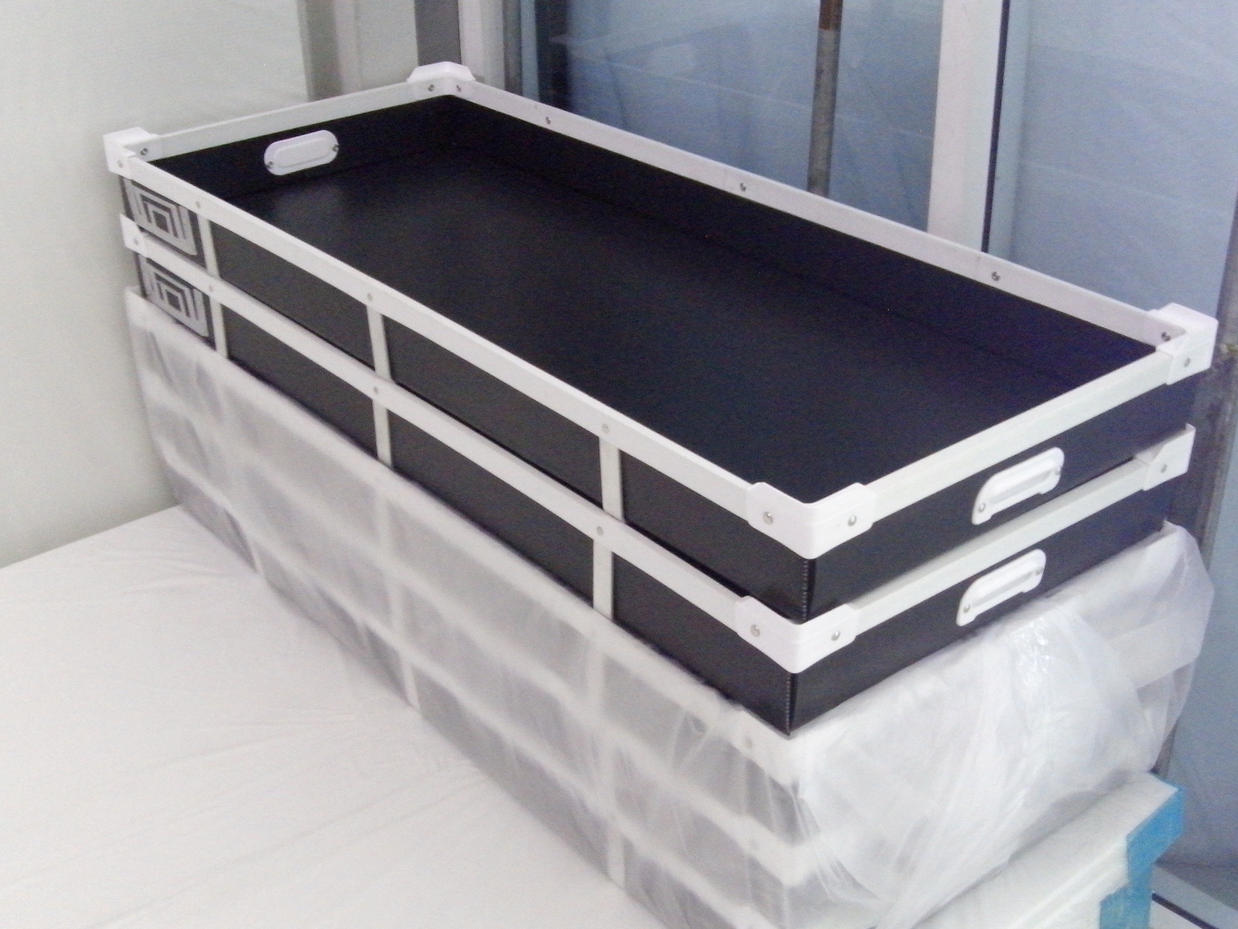 พลาสติกลูกฟูก ( ฟิวเจอร์บอร์ด ,P P BOARD )