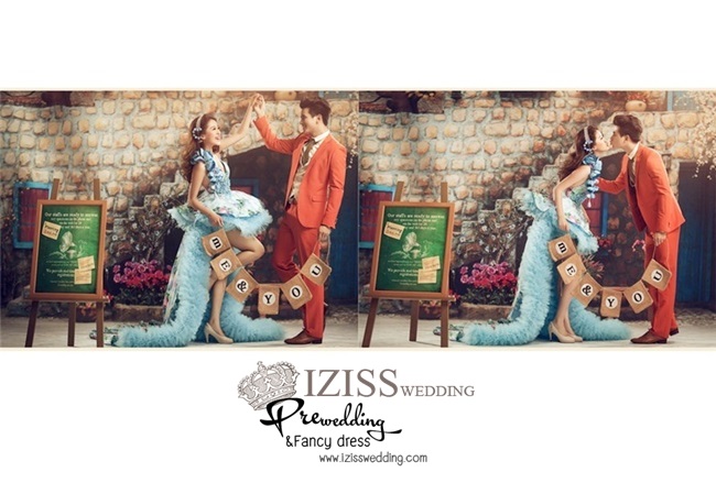 PW048 - **เลิกผลิตค่ะ** ชุดคู่ถ่ายพรีเวดดิ้ง (prewedding dress) & ชุดแต่งงานแฟนซี (Fancy wedding dress)ชายหญิง "ธีมฟ้า-ส้ม"