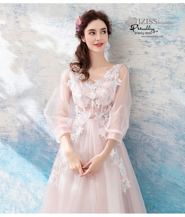 DL076 - **พรีออเดอร์** ชุดราตรี เดรสยาวออกงาน (Night party dresses) ชุดไปงานแต่งงานสวยๆ "ธีมสีขาวแต่งดอก 3D"