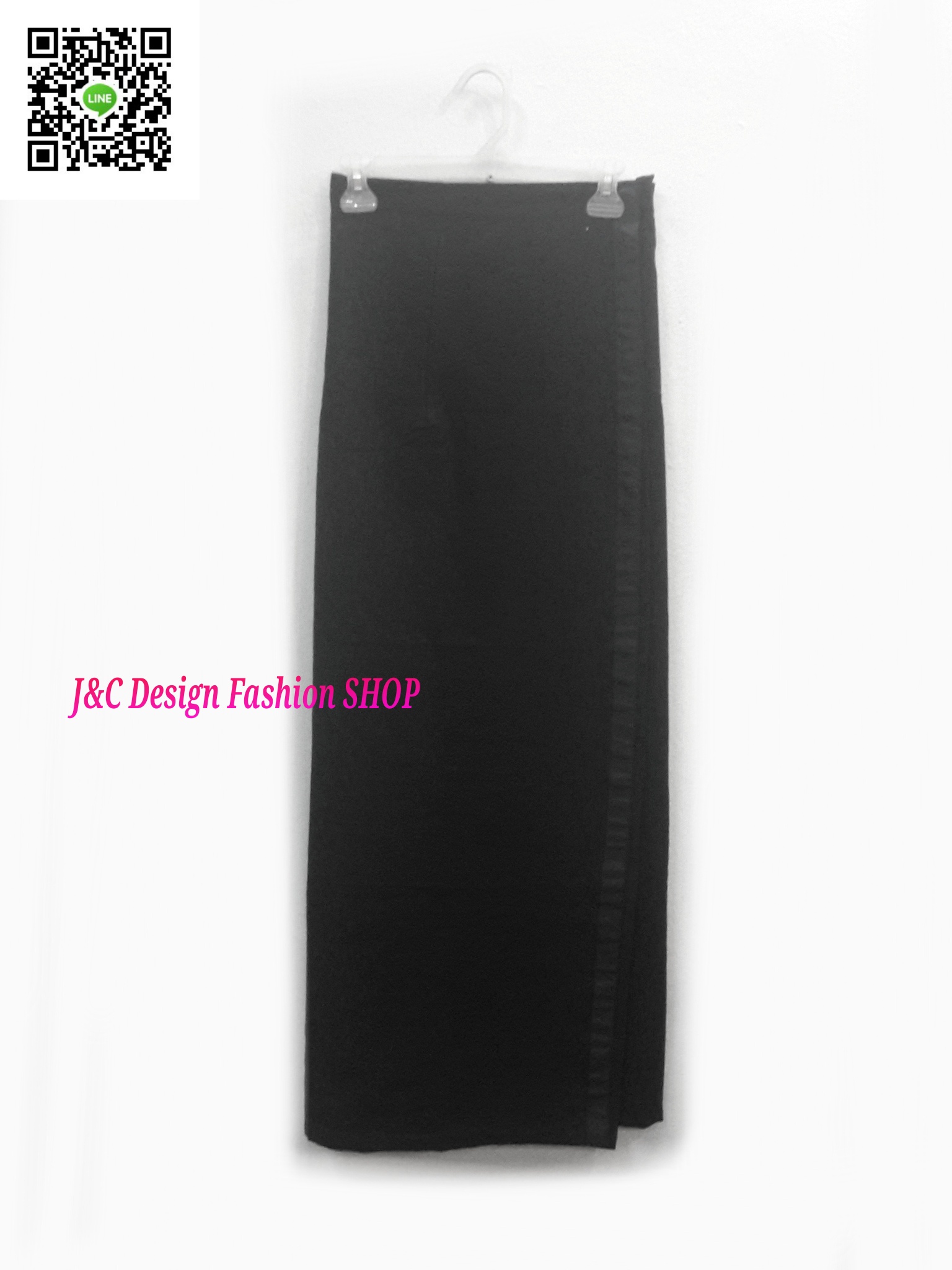 ผ้าถุงสำเร็จรูปแบบป้ายเชือกผูกสีดำ ผ้าถุงสำเร็จรูปผ้าฝ้ายสีดำล้วน ผ้าฝ้ายมัดหมี่ตัดสำเร็จสีดำ พร้อมส่ง