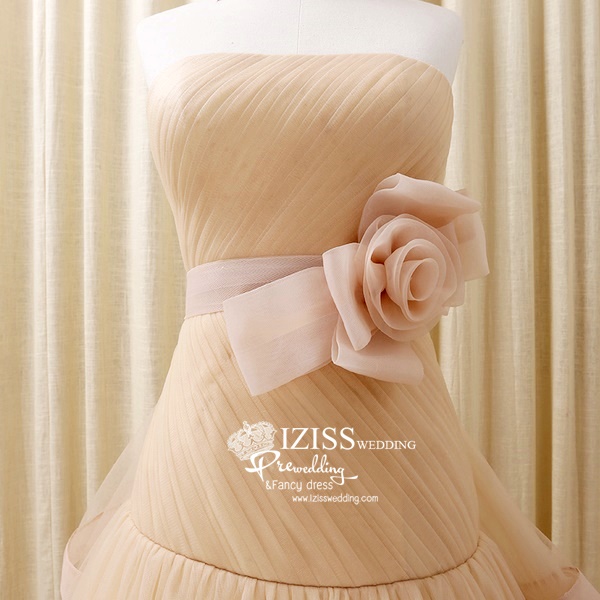 RM018 **งานตัดเกรด A**พรีออเดอร์ชุดราตรีหรูหรา ชุดแต่งงาน ชุดพรีเวดดิ้งสั่งตัดได้ค่ะ งานเกรดพรีเมี่ยม ตัดเย็บปราณีต สวมใส่สวยงามดุจเจ้าหญิง