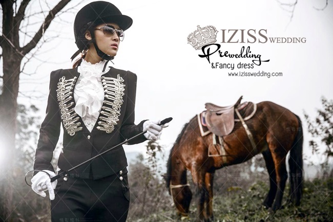 PW169 -**พร้อมส่งทั้งเซ็ท**ชุดคู่ถ่ายพรีเวดดิ้ง (prewedding dress) & ชุดแต่งงานแฟนซี (Fancy wedding dress)ชายหญิง "ธีมชุดขี่ม้า"