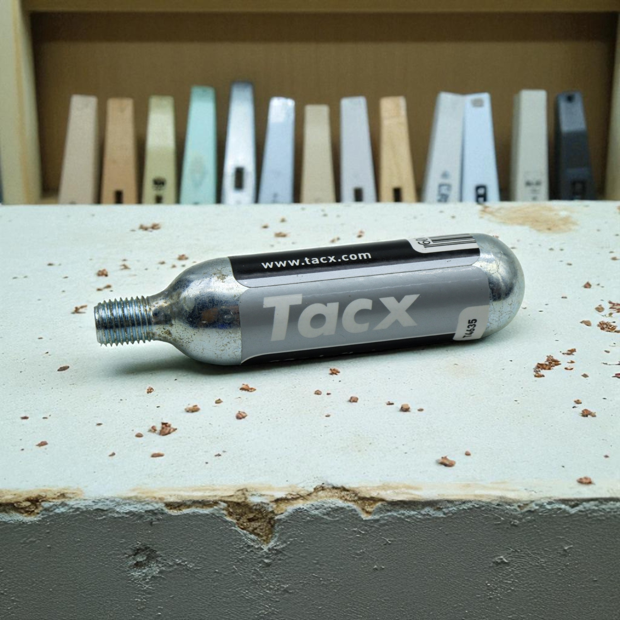 หลอด CO2 TACX เติมลมรถจักรยานขนาด 16 กรัม