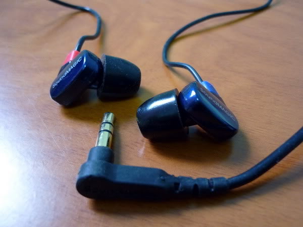 ขายหูฟัง Soundmagic PL50 หูฟังแบบ BA Balance Amarture Driver ตัวแรกของ Soundmagic ที่ลื่นหูฟังสบาย เสียงย่านสูงชัดเจน กลางก็เด่น เบสก็มี ครบเครื่องทุกแนวเพลง