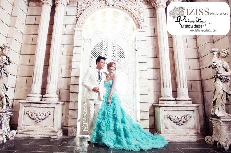 PW285 - Preorder ชุดคู่ถ่ายพรีเวดดิ้ง (prewedding dress) & ชุดแต่งงานแฟนซี (Fancy wedding dress)ชายหญิง "ธีมสีเขียวมินท์-ขาว"