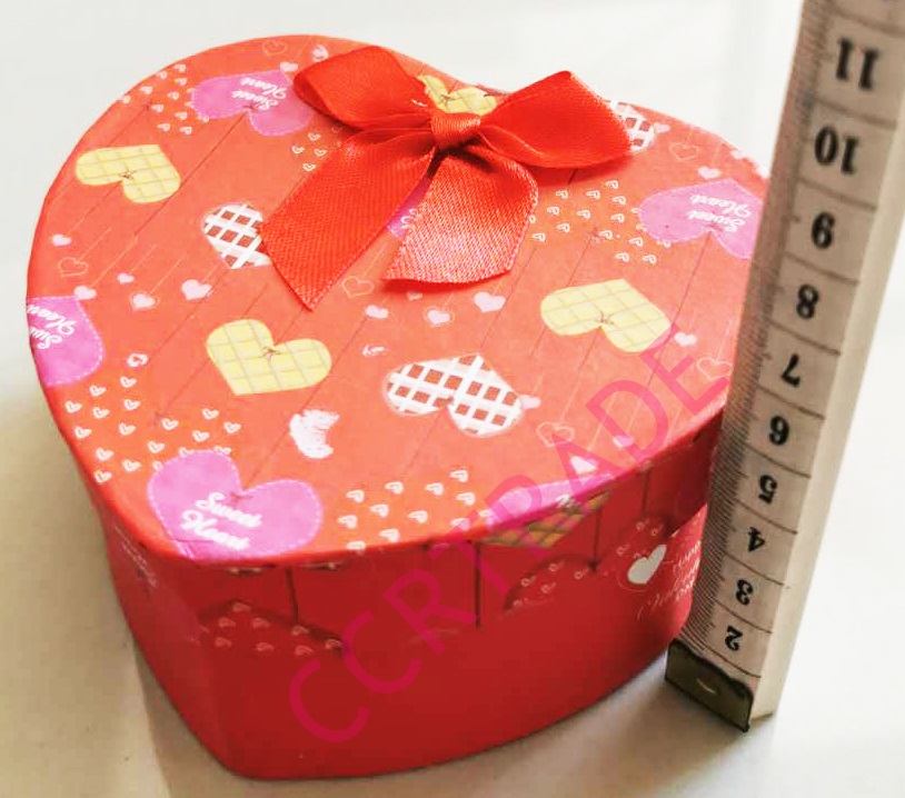 กล่องของขวัญหัวใจ ฝาเปิด 9.5x11 ซม.