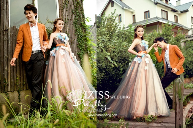 PW134 - Pre order ชุดคู่ถ่ายพรีเวดดิ้ง (prewedding dress) & ชุดแต่งงานแฟนซี (Fancy wedding dress)ชายหญิง "ธีมสีน้ำตาล-ส้ม"