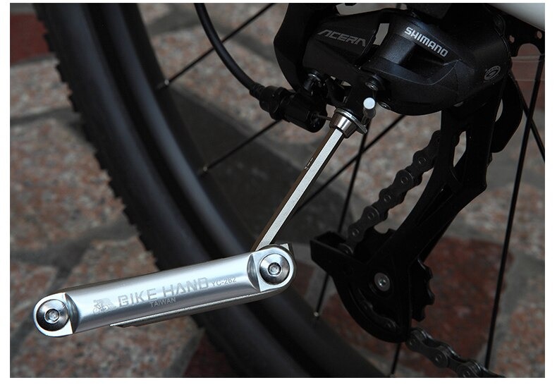 เครื่องมือพกพาจักรยาน BIKE HAND yc-262 ใช้กับจักรยานและงานทั่วไป