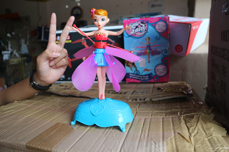 แฟรี่ ตุ๊กตานางฟ้าบินได้