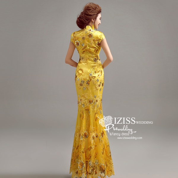 PW435- **พร้อมส่งสีเหลือง พรีออเดอร์เขียว ม่วง**ชุดกี่เพ้ายาว ชุดยกน้ำชา ชุดถ่ายพรีเวดดิ้ง (prewedding dress) & ชุดแต่งงานแฟนซี (Fancy wedding dress) "ธีมสีเหลือง"