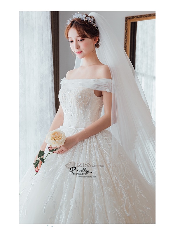 BR346 **พร้อมส่ง**ชุดแต่งงาน&ชุดเจ้าสาวแบบยาวอลังการ สีขาวเกรดพรีเมี่ยม หรูหราน่ารัก สวยโดดเด่นไม่ซ้ำใคร