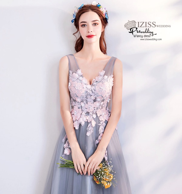 DL061 - **พรีออเดอร์** ชุดราตรี เดรสยาวออกงาน (Night party dresses) ชุดไปงานแต่งงานสวยๆ "ธีมสีเทาปักดอก"