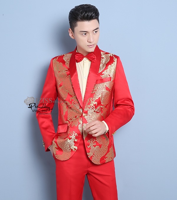ST093 **พรีออเดอร์**สูทจีนผู้ชายสีแดงแขนยาว ลายมังกรสีทอง ติดกระดุม พร้อมกางเกงสีแดงขาสอบ ชุดสูทเจ้าบ่าว สูทแฟนซี ถ่ายพรีเวดดิ้ง & ชุดแต่งงานแฟนซี (Fancy wedding dress) สูทผู้ชายสีแดง