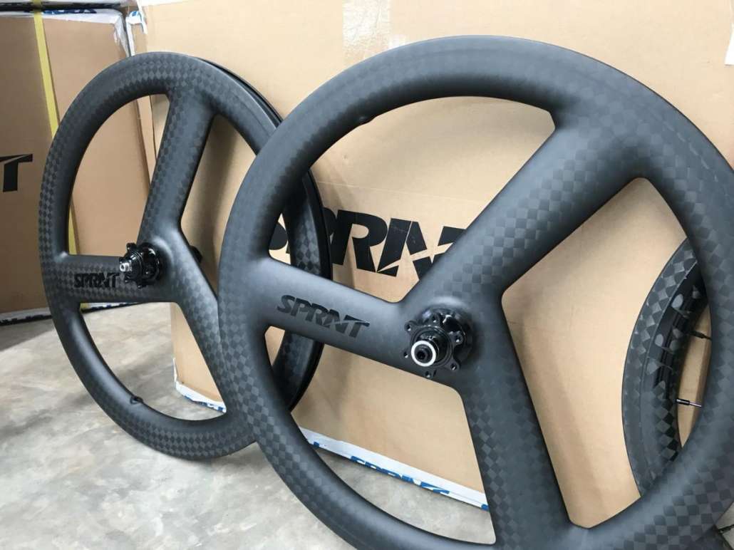 ล้อคาร์บอนสำหรับจักรยานล้อ 20 นิ้ว Sprint 3 ก้าน 451