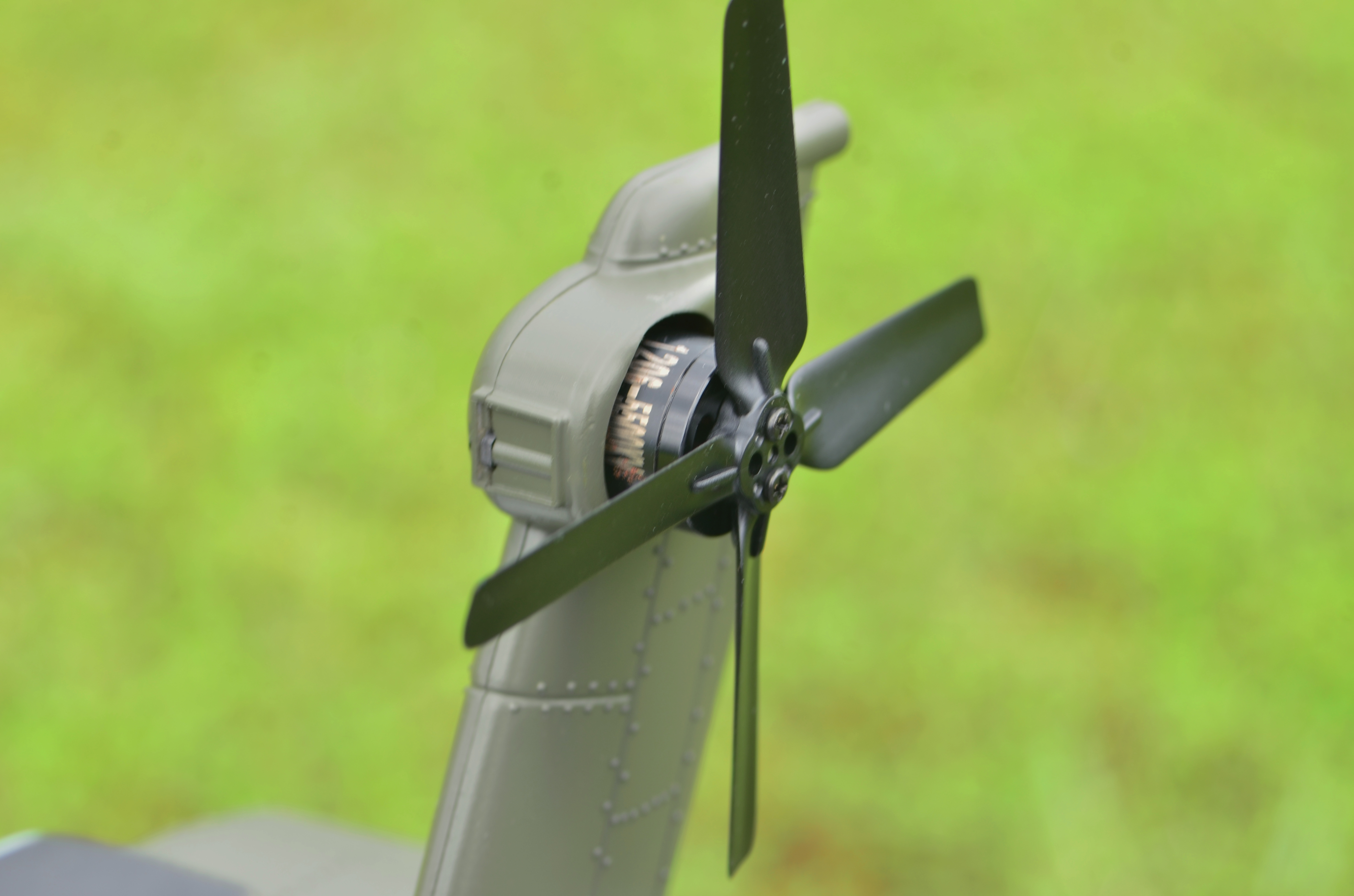 AH-64D Apache 6Ch 3D 6Gyro RC Helicopter