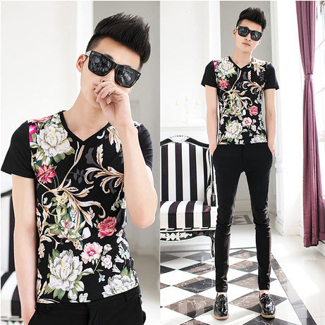 พร้อมส่ง เสื้อยืดสีดำ ลายกราฟฟิกดอกไม้ เหมาะสำหรับ summer นี้มากๆ เสื้อยือดคอกลม ใส่สบาย