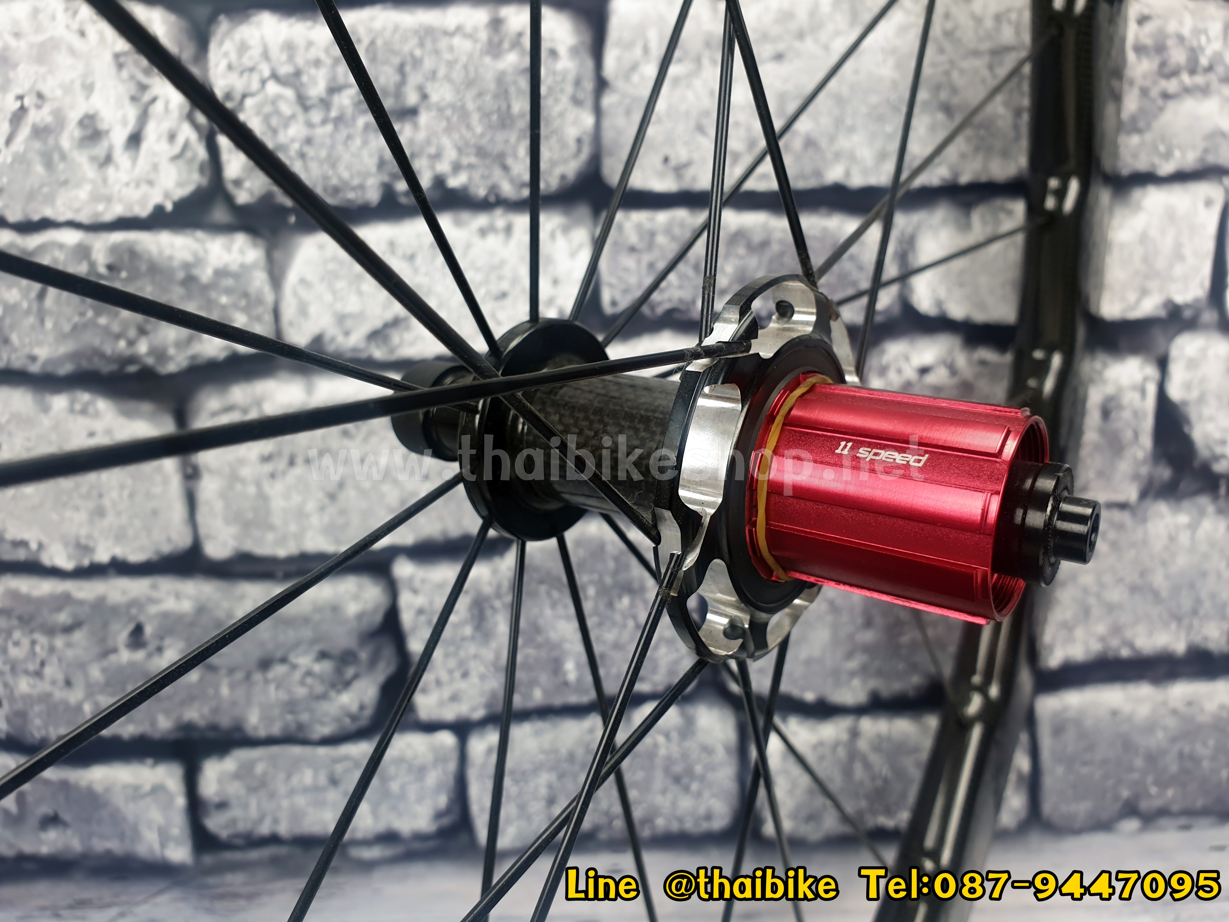 ล้อจักรยานเสือหมอบ ลายคาร์บอน ลายปลาวาฬ 700C