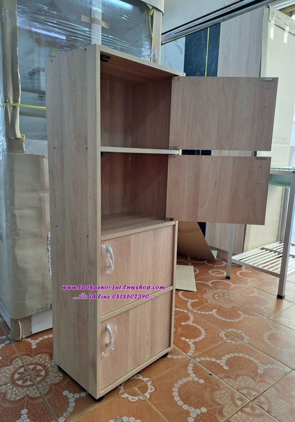 LK-4B ล็อกเกอร์ 4 ชั้นบานประตู