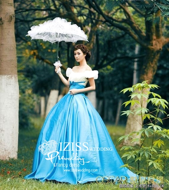 PW181 - Pre order ชุดคู่ถ่ายพรีเวดดิ้ง (prewedding dress) & ชุดแต่งงานแฟนซี (Fancy wedding dress)ชายหญิง "ธีมสีฟ้า-ขาว"