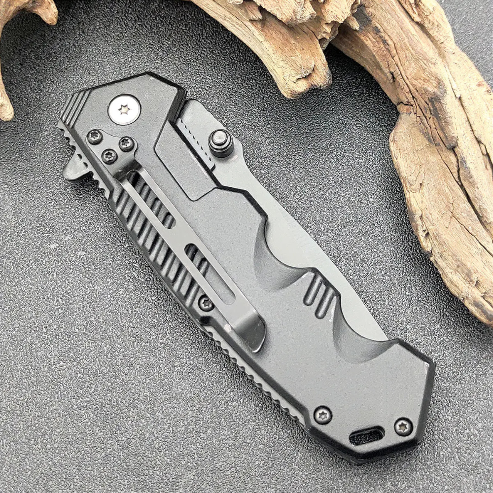 มีดพับเล็กพกพาสำหรับการเดินป่า - Folding Tactical Knife EDC