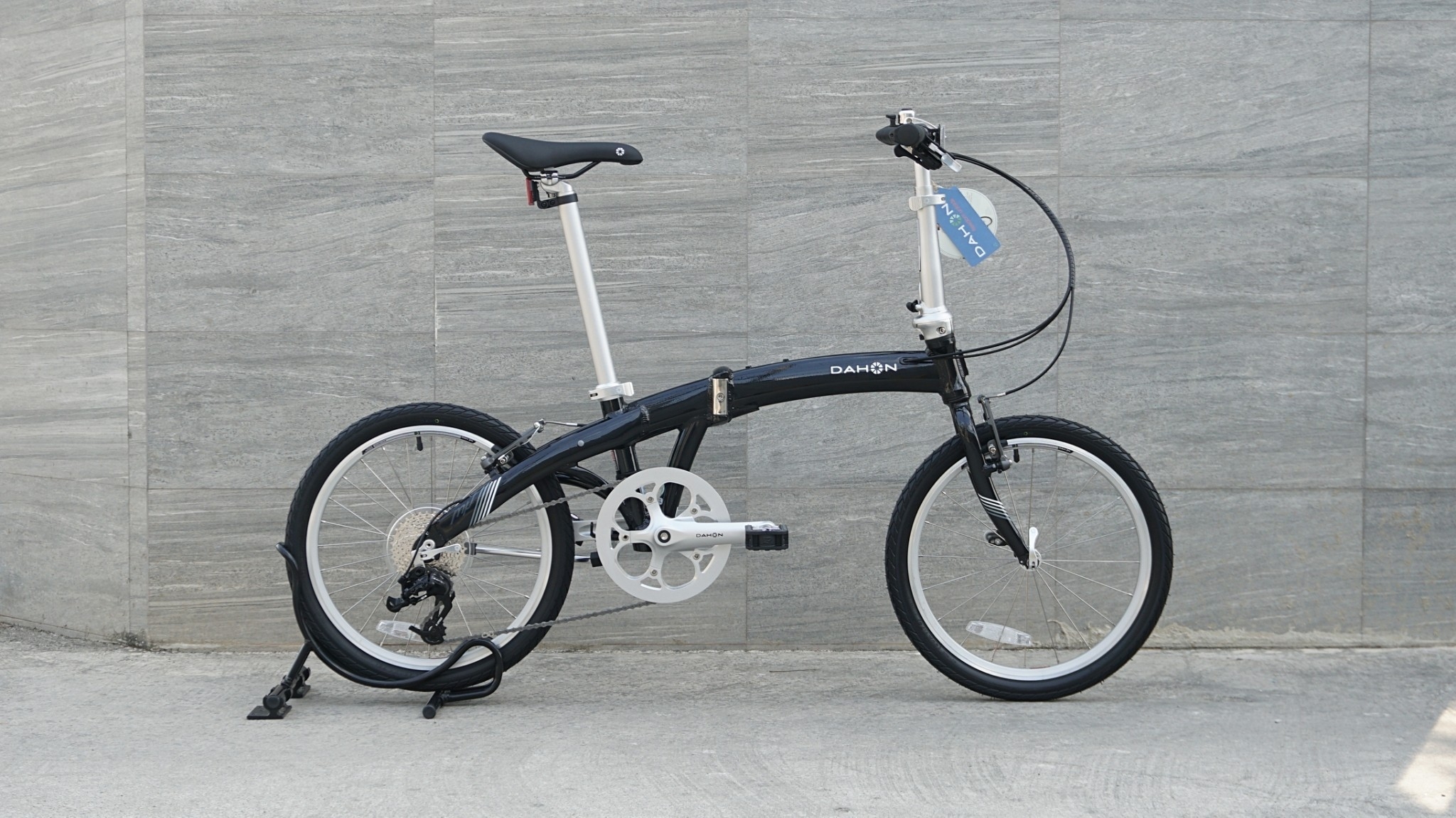 DAHON : Mu D9 จักรยานพับด้ เฟรมอลูมิเนียม 9 สปีด