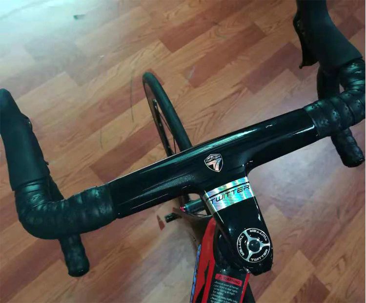 แฮนด์จักรยานเสือหมอบคาร์บอน TW ทวิสเตอร์ integrated Carbon Fiber อินทริเกตุ