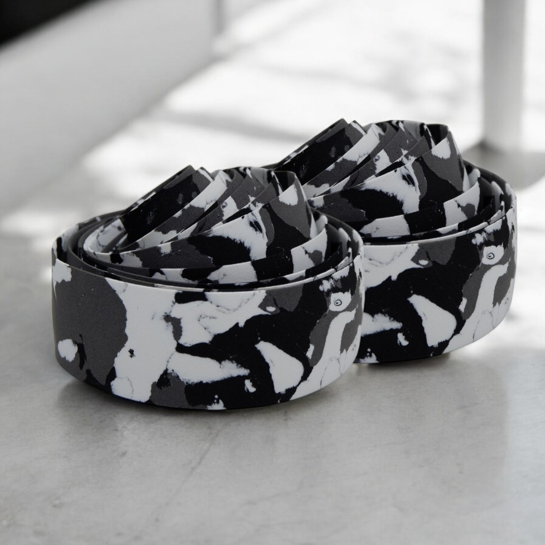 เทปพันแฮนด์จักรยานลายพราง THB Soft Grip – EVA+PU กันลื่น ซับแรง กระชับมือ