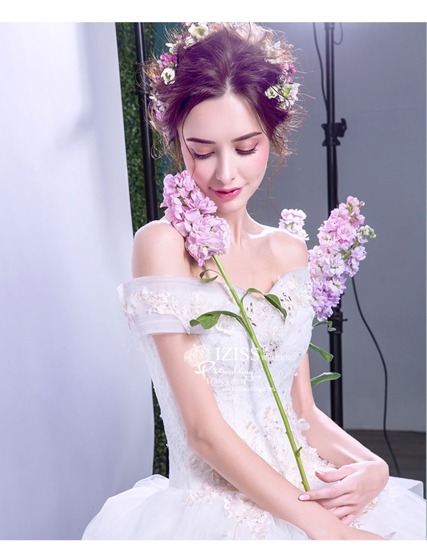 BR290 **พร้ีออเดอร์**ชุดแต่งงาน&ชุดเจ้าสาวแบบยาวสีขาวเกรดพรีเมี่ยม หรูหราน่ารัก สวยโดดเด่นไม่ซ้ำใคร