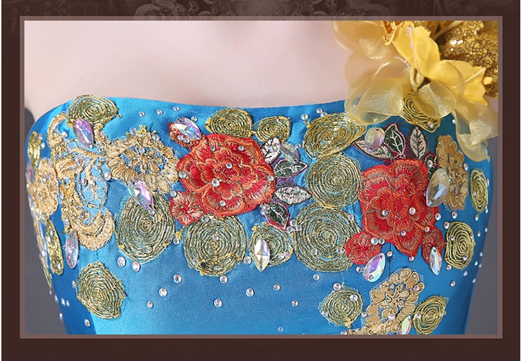 PW436- **พรีออเดอร์สีฟ้าและสีแดง**ชุดกี่เพ้ายาว ชุดยกน้ำชา ชุดถ่ายพรีเวดดิ้ง (prewedding dress) & ชุดแต่งงานแฟนซี (Fancy wedding dress) "ธีมสีฟ้า"