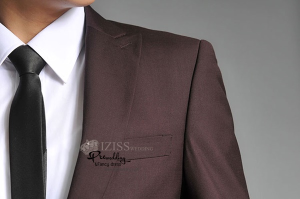 ST045- **พรีออเดอร์**สูทผู้ชายสีน้ำตาลเข้มแขนยาว พร้อมกางเกงสีขาว ชุดสูทเจ้าบ่าว สูทแฟนซี ถ่ายพรีเวดดิ้ง & ชุดแต่งงานแฟนซี (Fancy wedding dress) สูทผู้ชายสีน้ำตาลเข้ม