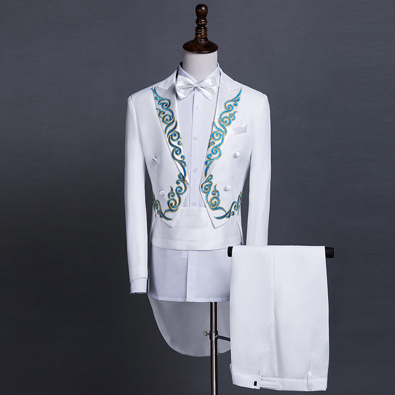 ST130- **พรีออเดอร์**สูททักสิโด้ผู้ชายสีขาว แขนยาว พร้อมแถบคาดเอว และกางเกง ชุดสูทเจ้าบ่าว สูทแฟนซี ถ่ายพรีเวดดิ้ง & ชุดแต่งงานแฟนซี (Fancy wedding dress) สูททักสิโด้ผู้ชายสีขาว