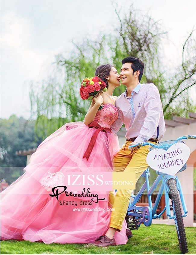 PW298 - **เลิกผลิตค่ะ** ชุดคู่ถ่ายพรีเวดดิ้ง (prewedding dress) & ชุดแต่งงานแฟนซี (Fancy wedding dress)ชายหญิง "ธีมสีชมพู-ขาวเหลือง"