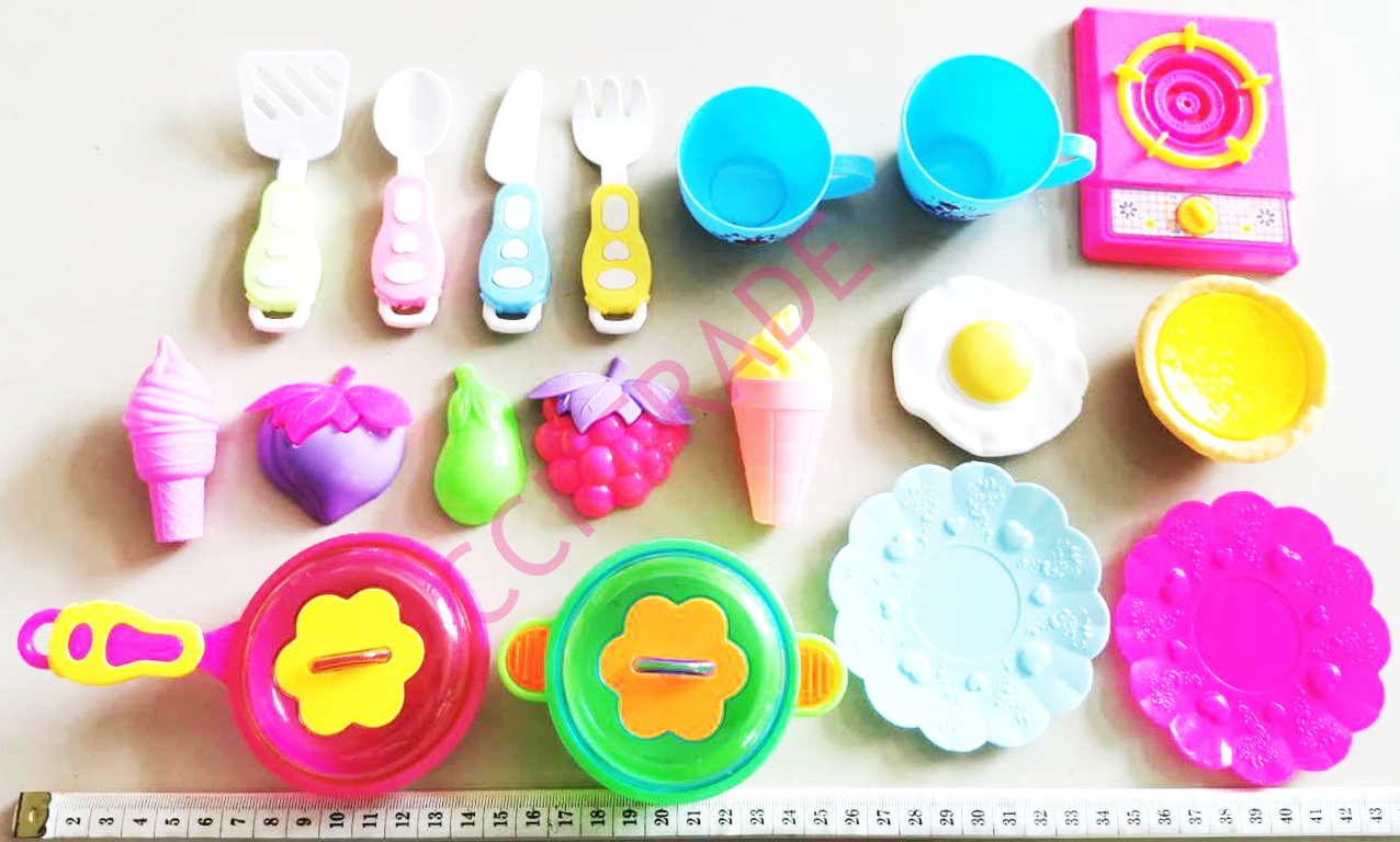 ชุดครัวมาสเตอร์เชฟ 20 ชิ้น+กระเป๋าล้อลาก 15x34 ซม.(1x3)