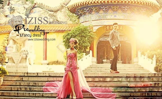 PW089 - Pre order ชุดคู่ถ่ายพรีเวดดิ้ง (prewedding dress) & ชุดแต่งงานแฟนซี (Fancy wedding dress)ชายหญิง "ธีมสีชมพู-กรมท่า"