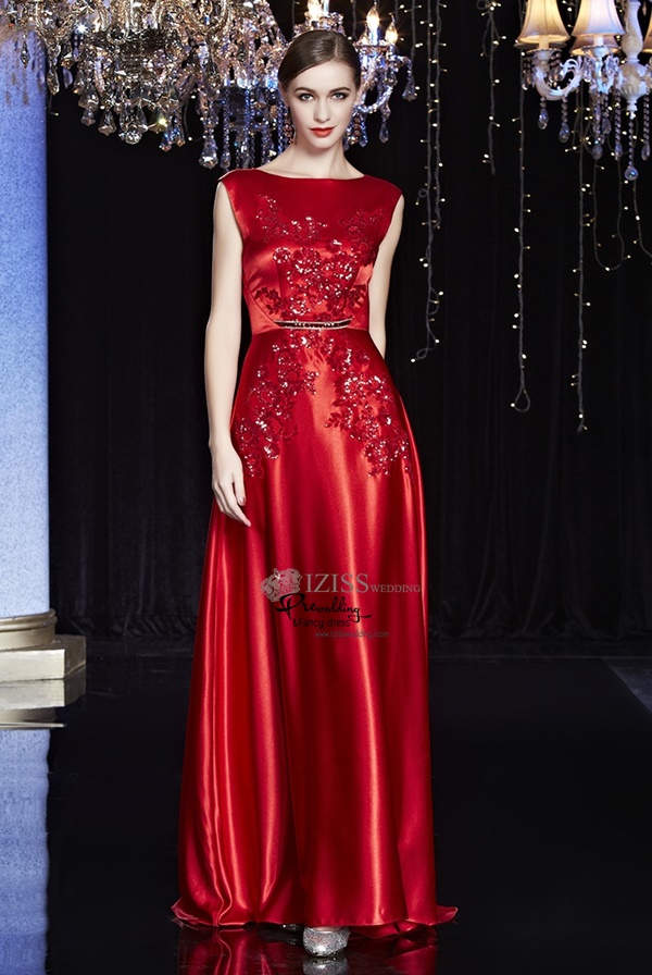 T017**พรีออเดอร์เดรสสีดำ สีแดง **ชุดราตรียาวสีแดง แขนกุด เล่นดีเทลช่วงบนตกแต่งเลื่อมสีแดงลายดอกไม้ แถบเพชรสี่เหลี่ยมตกแต่งเป็นเข็มขัดสวยหรู ตัดต่อกระโปรงผ้าสีพื้นทรงปล่อย ใส่สบาย งานเกรดพรีเมี่ยม ไฮโซ